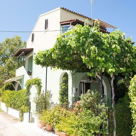 Villa Tina Ахарави Экстерьер фото